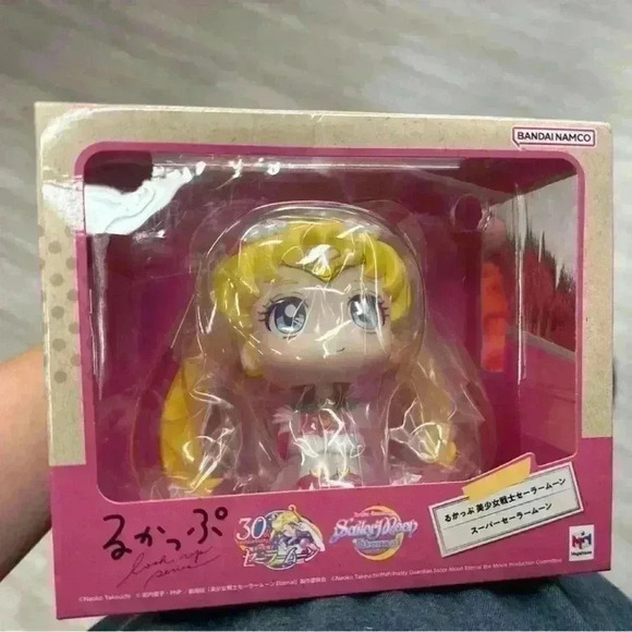 NIB Megahouse Pretty Guardian Sailor Moon Lookup Figure 30th Anniversary
Edition - Picture 2 of 5